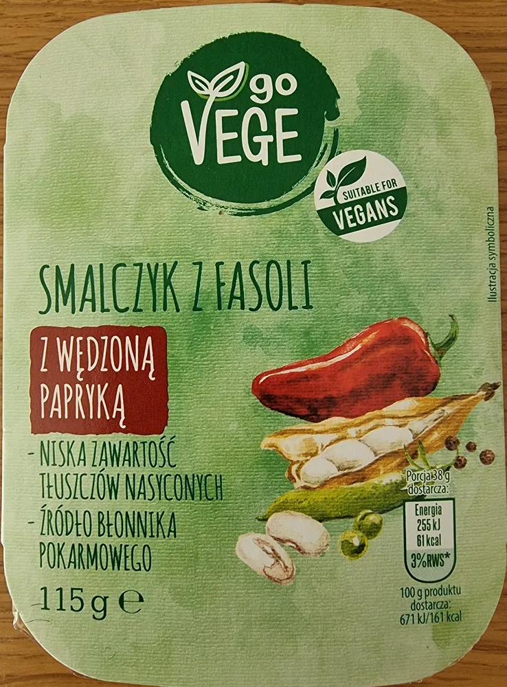 Smalczyk z fasoli z wędzoną papryką