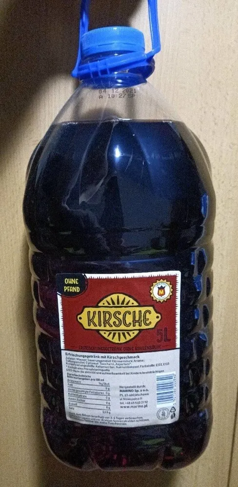 Erfrischungsgetränk mit Kirschgeschmack