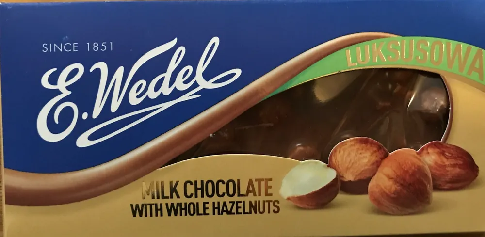 Milk chocolate with whole hazelnuts