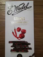 Czekolada gorzka cząstki wiśni i chili