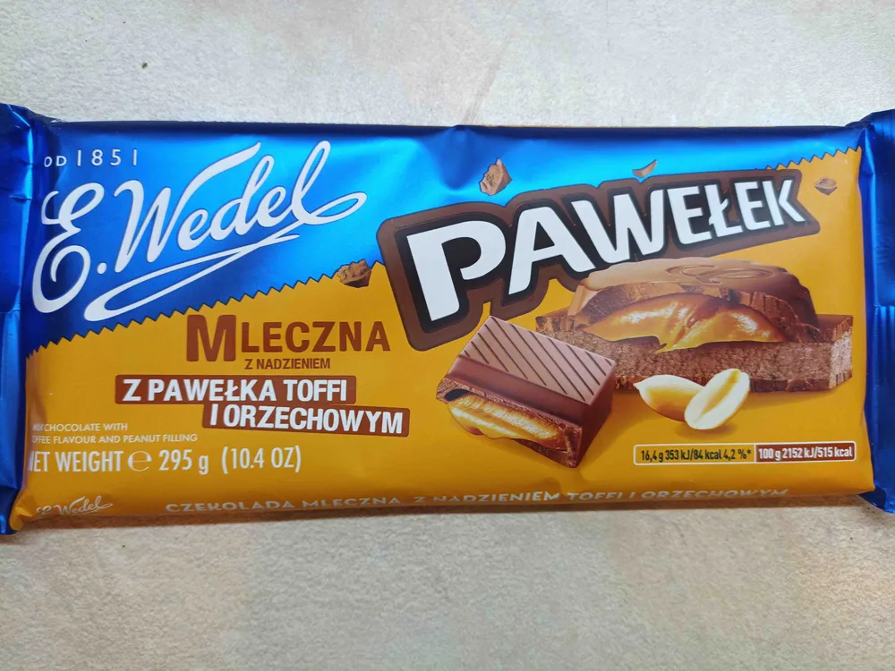 Czekolada mleczna z nadzieniem z pawełka toffi i orzechowym