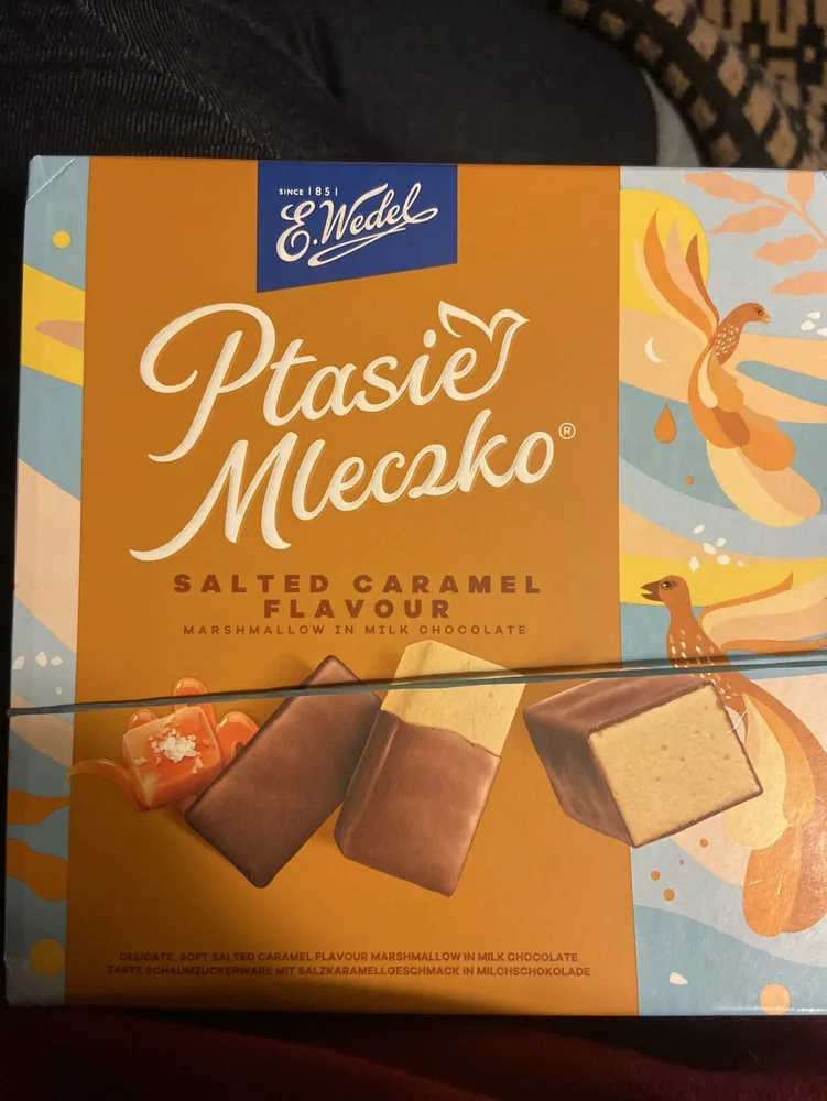 Ptasie Mlecsko Salted Caramel Flavour Marshamallow in Milk Chocolate