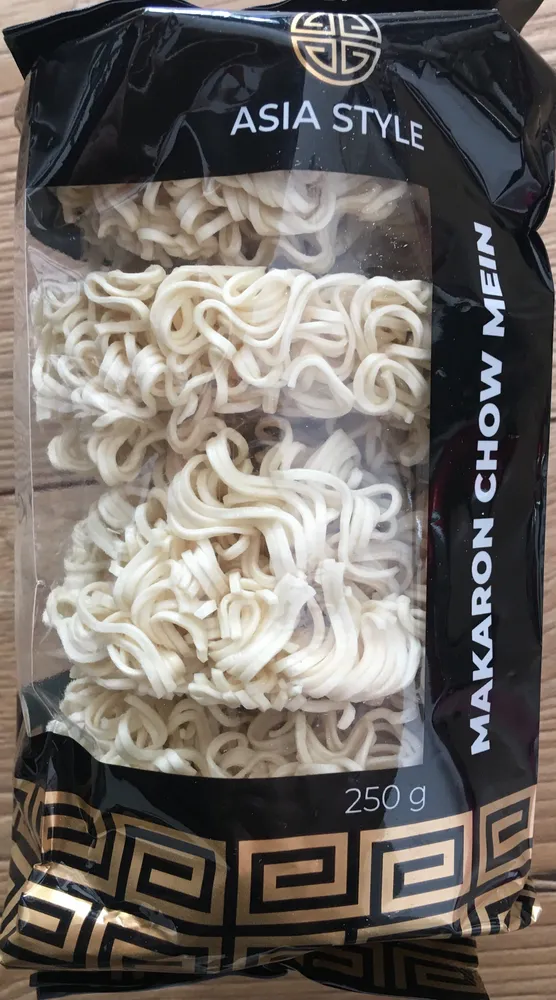 Makaron Chow Mein