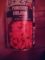 Pomidory krojone bez skorki w soku pomidorowym
