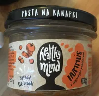 Hummus with dried tomatoes