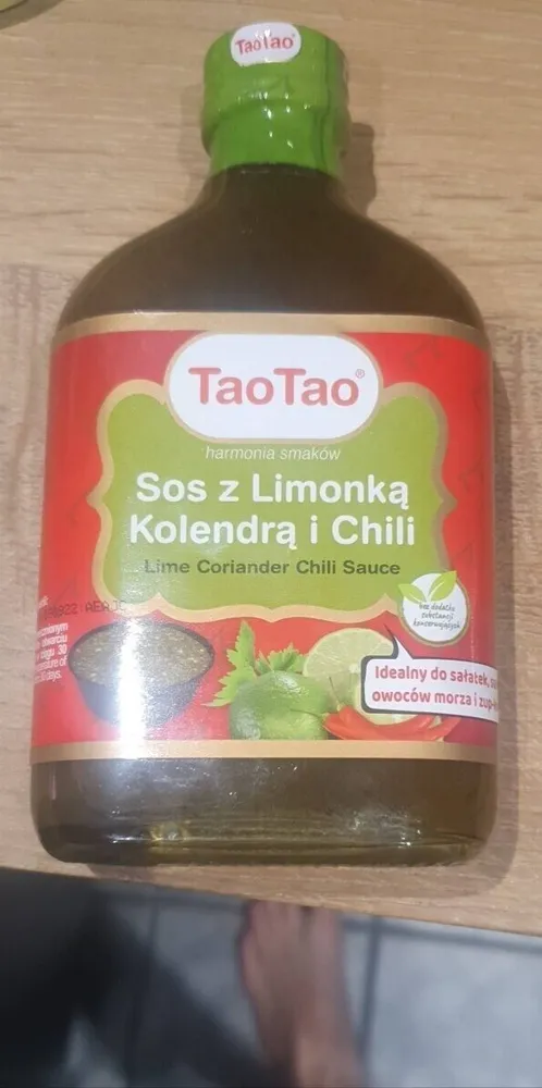 Sos z limonką, kolendrą i chili