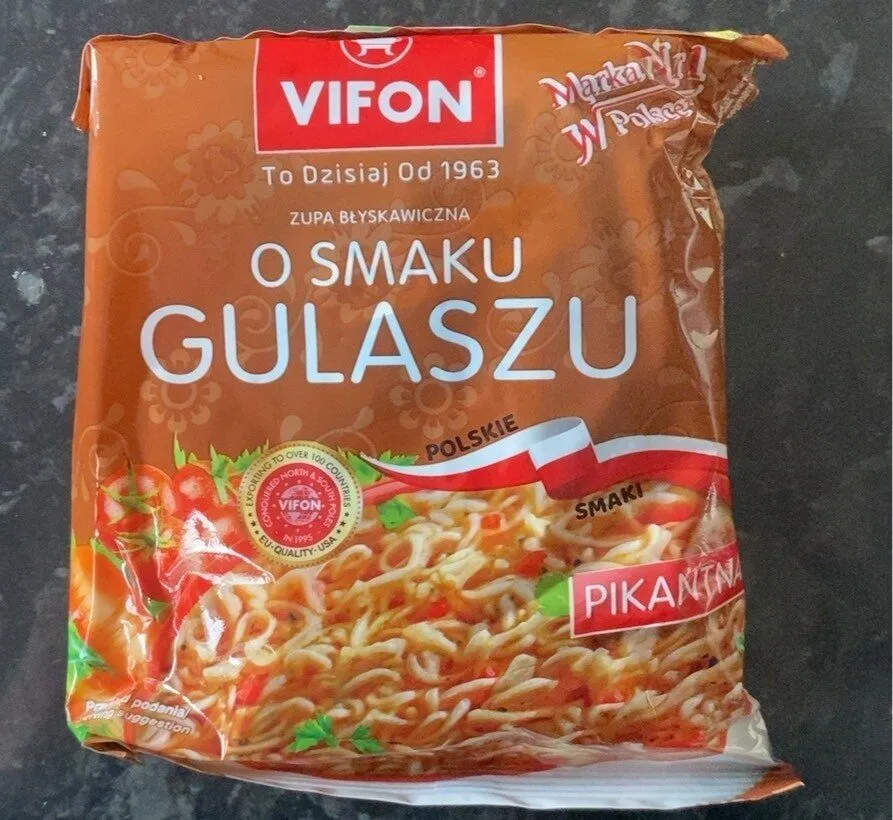 Pikantna zupa błyskawiczna o smaku gulaszu