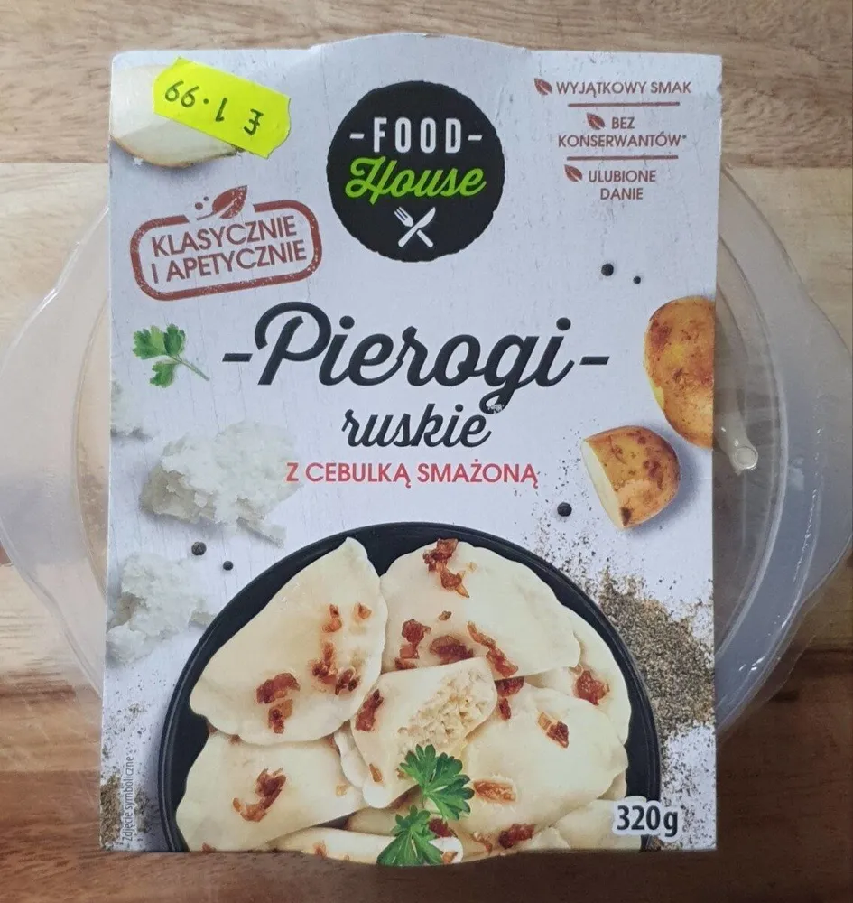 Pierogi ruskie z cebulką smażoną