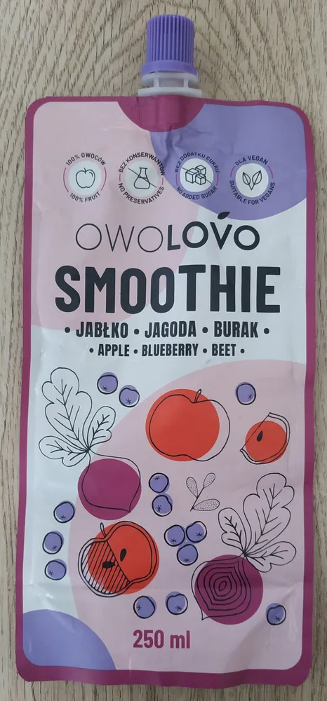Smoothie jabłko, jagoda, burak