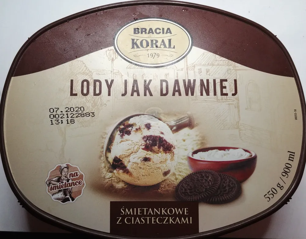Lody śmietankowe z ciasteczkami