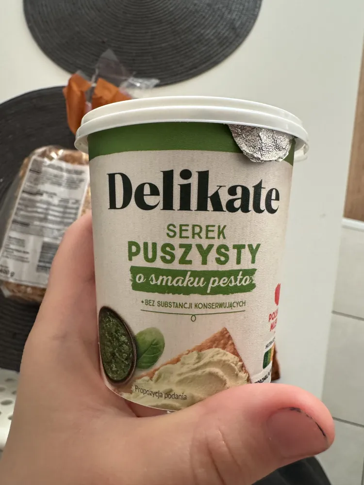 Delikatne Serek Puszysty O Smaku Pesto