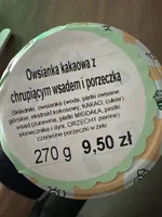 Owsianka Kakaowa Z Chrupiącym Wsadem I Porzeczką