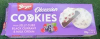 Cookies with jelly cube blackcurrant & milk cream