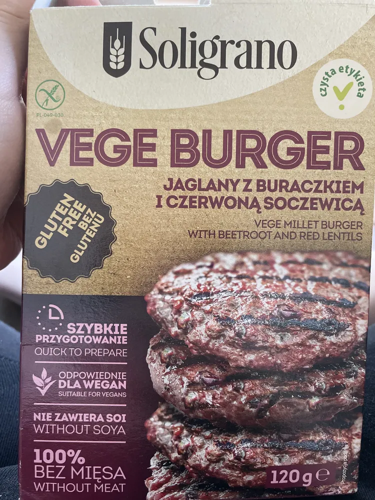 VEGE BURGER  jaglany z buraczkiem i czerwoną soczewicą