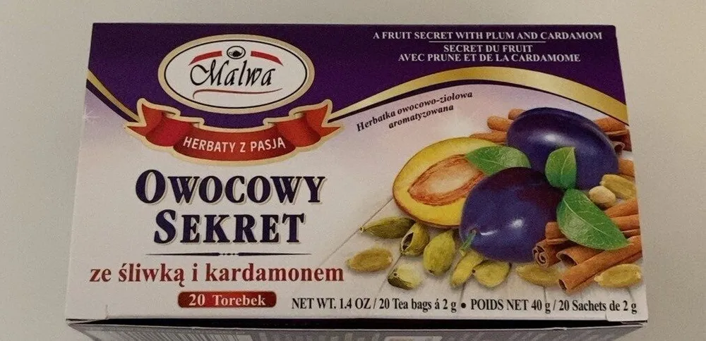 A fruit secret with plum and cardamon