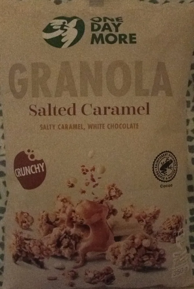 Granola with salty caramel and white chocolate