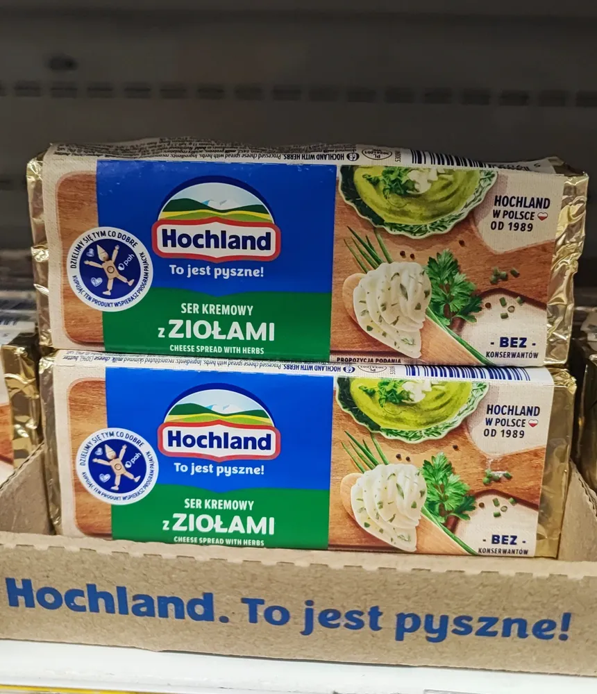 kaus.siers Hochland ar zaļumiem