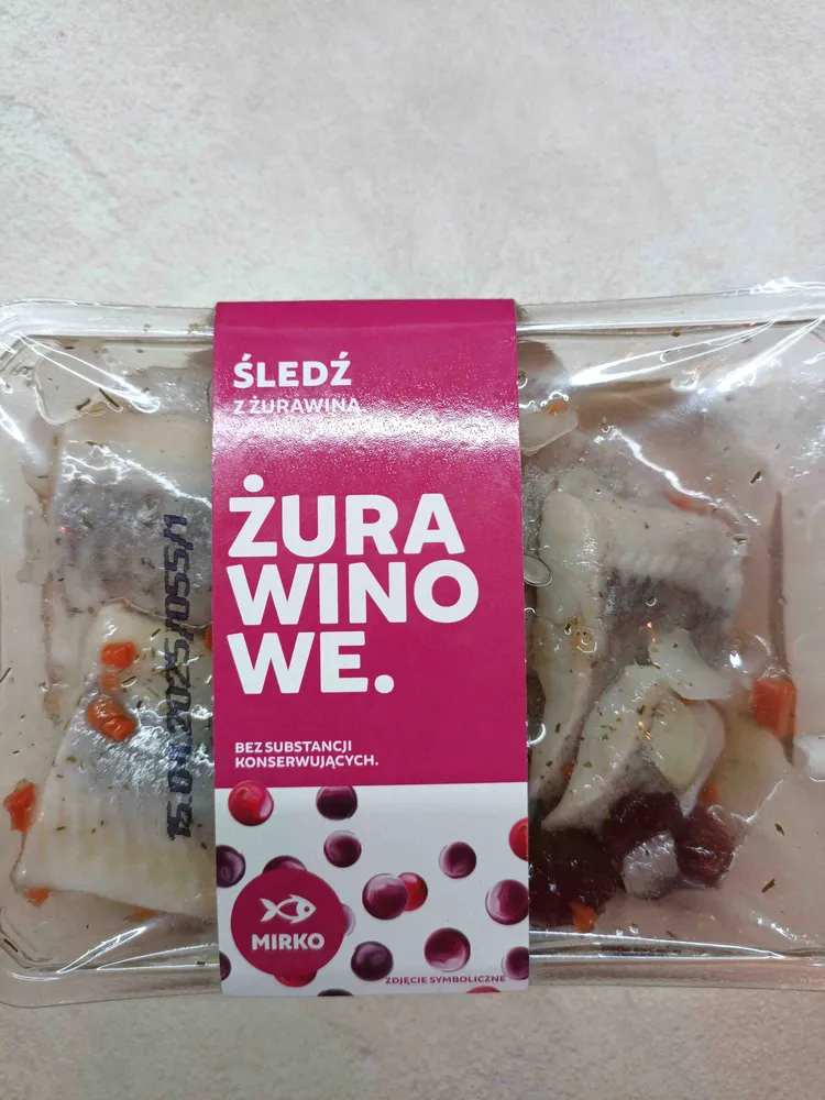 Śledź z żurawiną