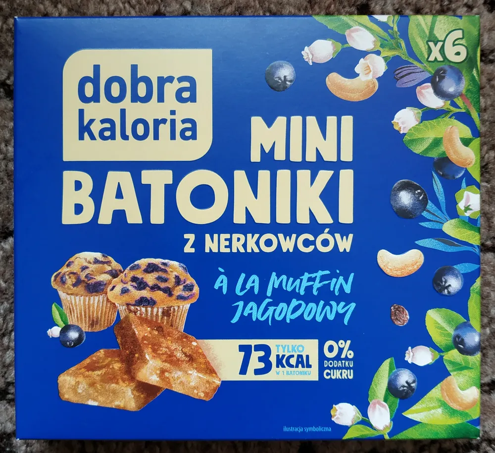 Mini batoniki z nerkowcow à la muffin jagodowy