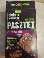 Pasztet roślinny ze śliwkami
