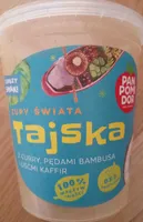 Zupa tajska z curry, pędami bambusa i liśćmi kaffir