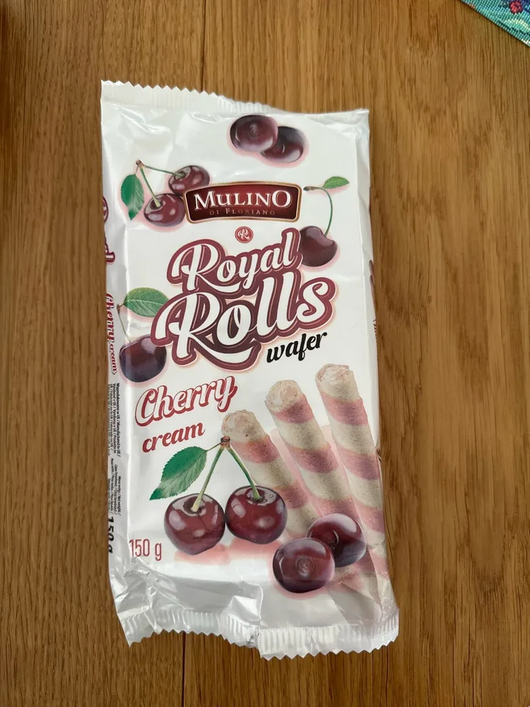 Royal Rolls Cherry