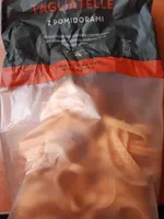 Tagliatelle z pomidorami