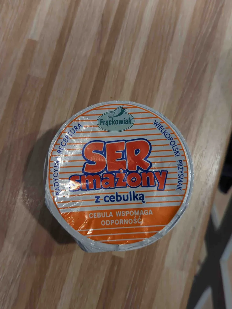 Ser Smażony z Cebulką