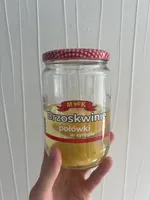 Brzoskwinie połówki w syropie