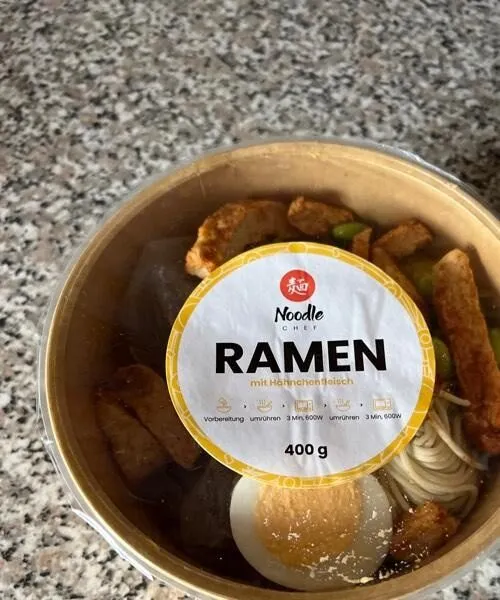 Ramen mit Hähnchenfleisch