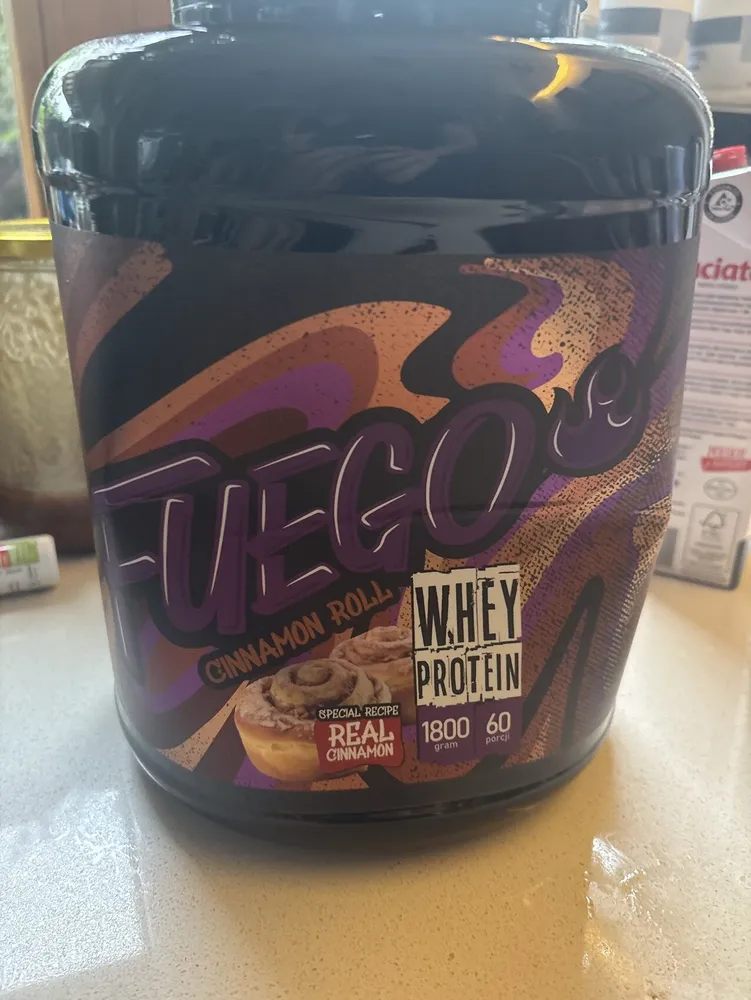 Cinnamon Roll Protein Powder