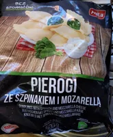 Dumplings with spinach and mozzarella cheese