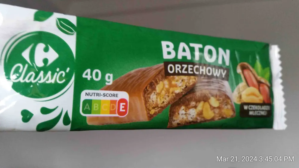 Baton orzechowy