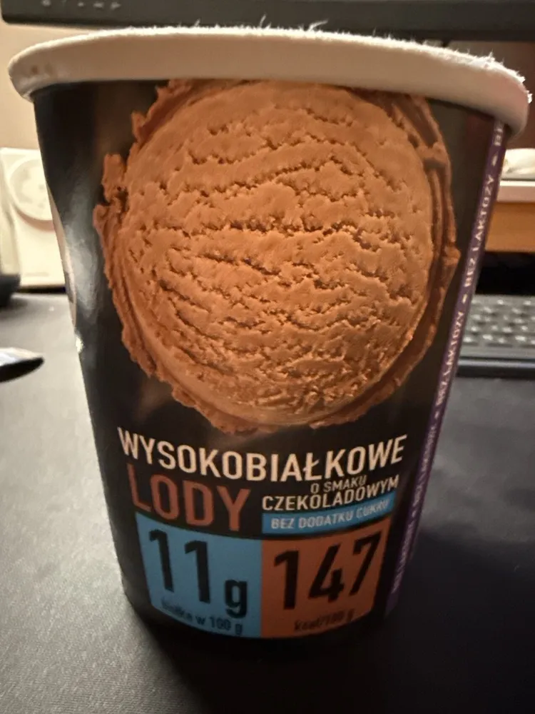 Lody wysokobiałkowe o smaku czekoladowym