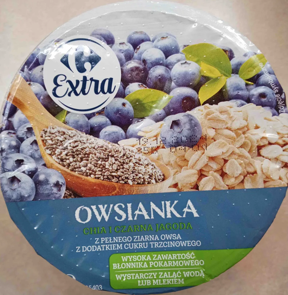 Owsianka chia i czarna jagoda