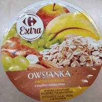 Owsianka owoce i bakalie