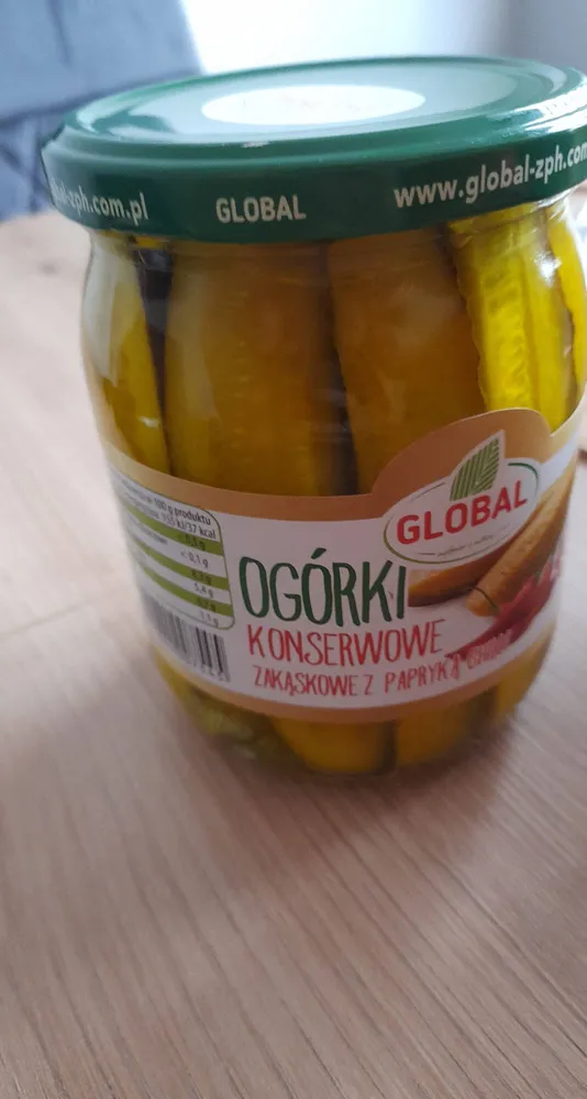 Ogórki konserwowe z papryką chilli