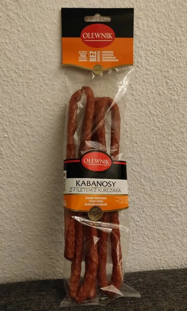 Kabanos sausages with chicken fillet