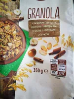 granola z kawałkami czekolady, prażonymi orzeszkami ziemnymi ilaskowymi