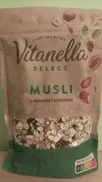 Musli z owocami i orzechami