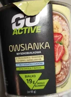 Owsianka z truskawkami i bananem