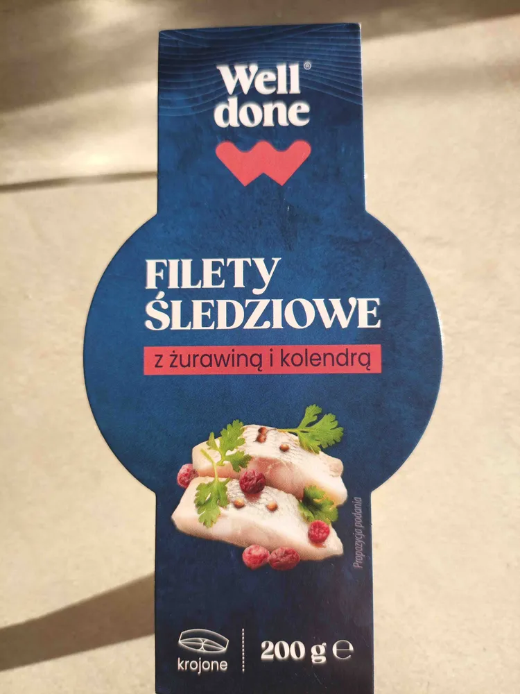 Filety śledziowe z żurawiną i kolendrą