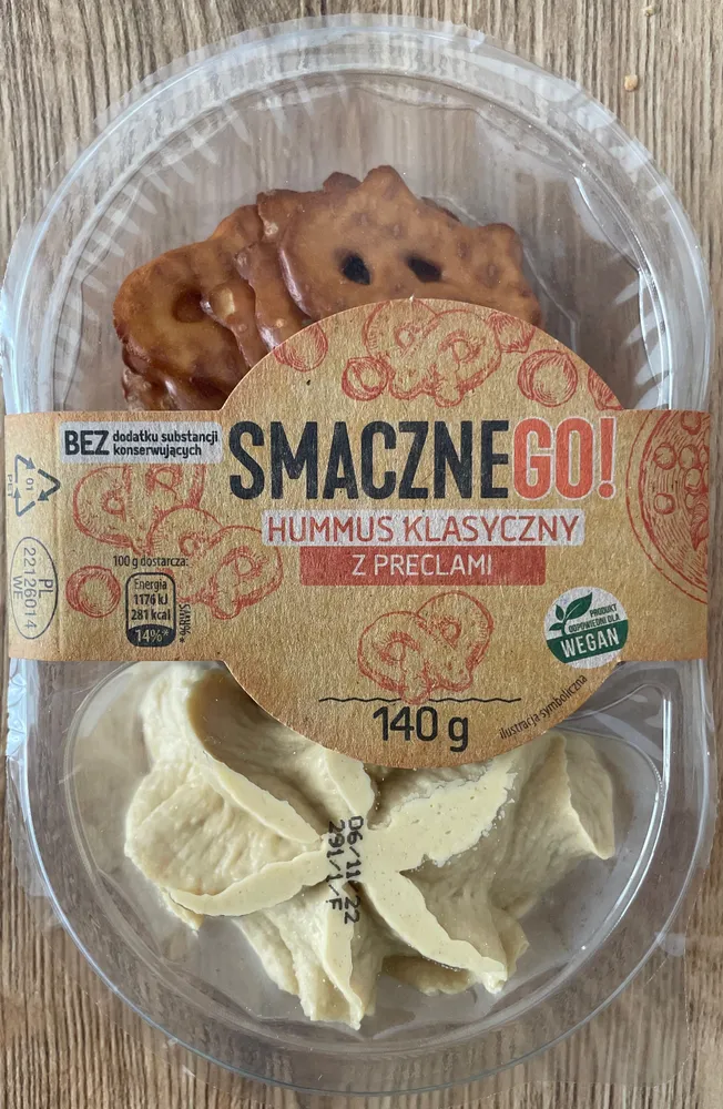 SmaczneGo! - hummus klasyczny z preclami