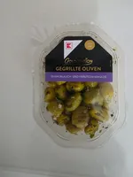 Gegrillte eingelegte grüne Oliven
