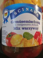 Gemüsemischung in Essigsäuren Aufguß