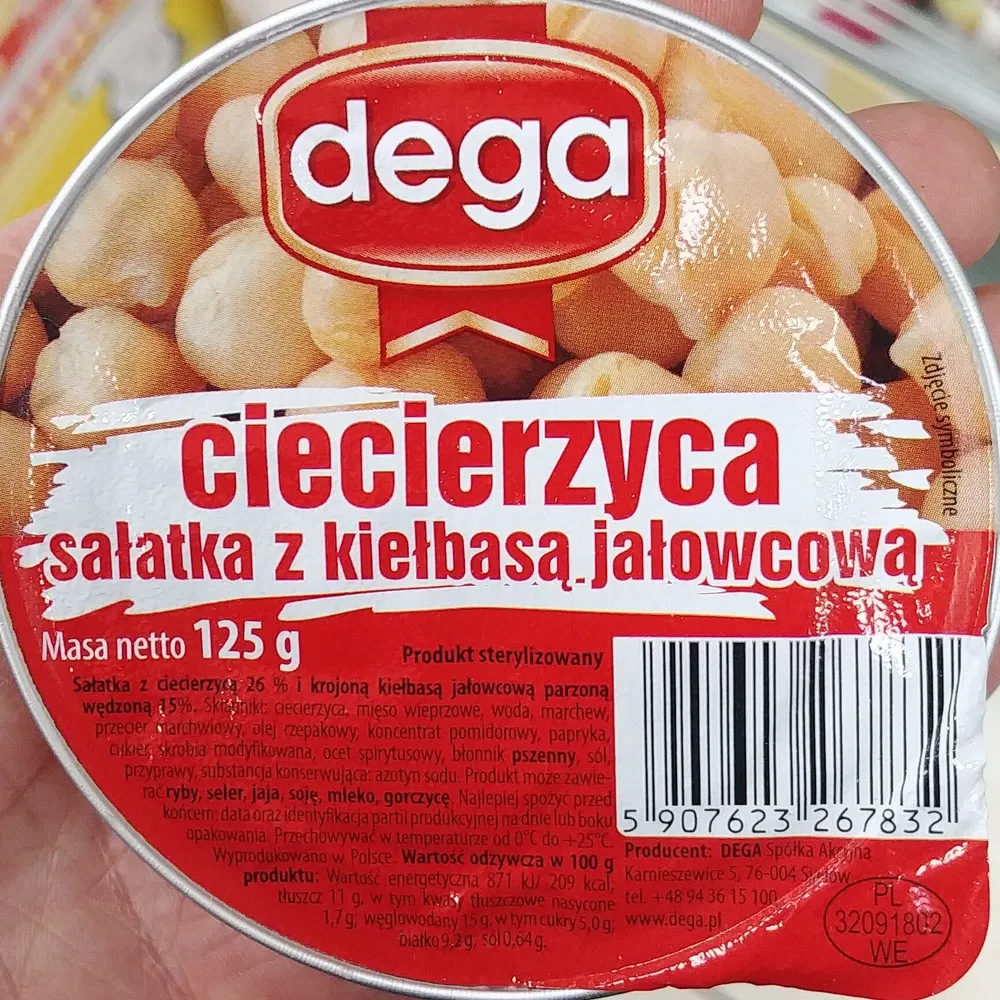Ciecierzyca sałatka z kiełbasą jałowcową