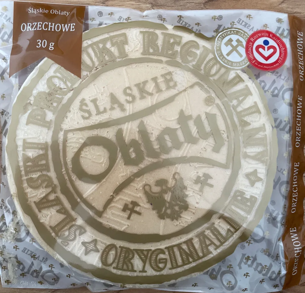 Śląskie oblaty orzechowe