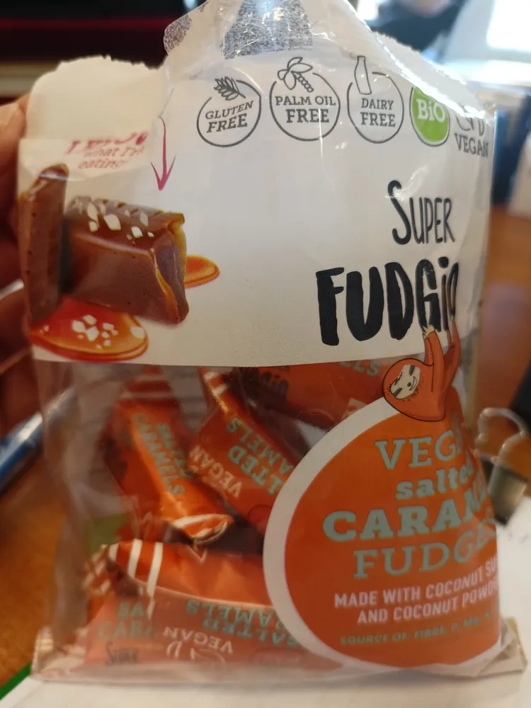 Vegan Salted Caramel Fudge