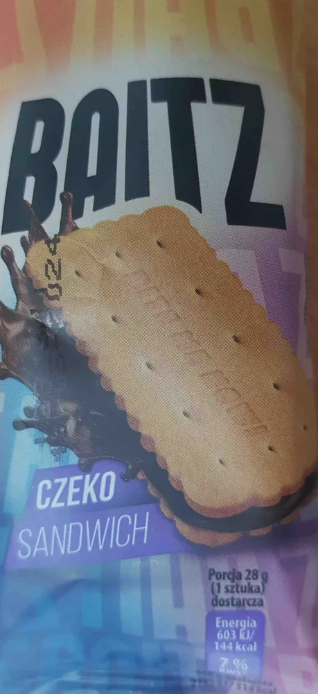 Herbatnik przekładany czekoladą mleczną