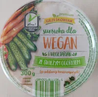Surówka dla wegan i wegetarian ze świeżym ogórkiem